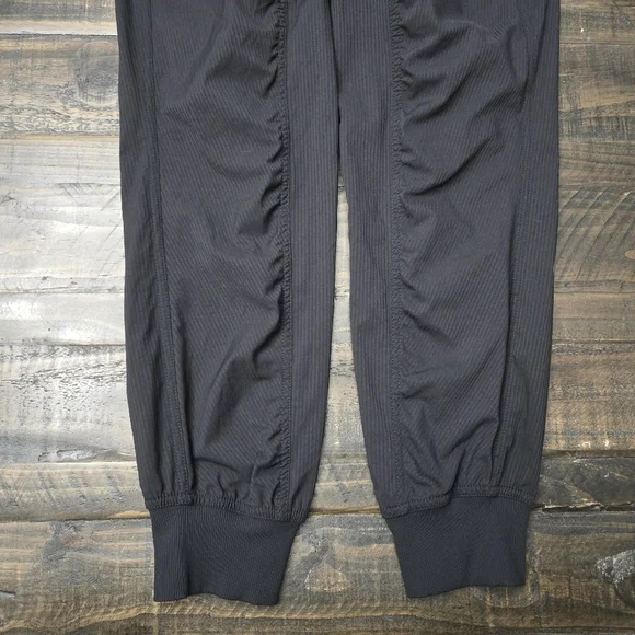 LULULEMON Dance Studio Joggers |‎ 4 - Picture 5 of 8